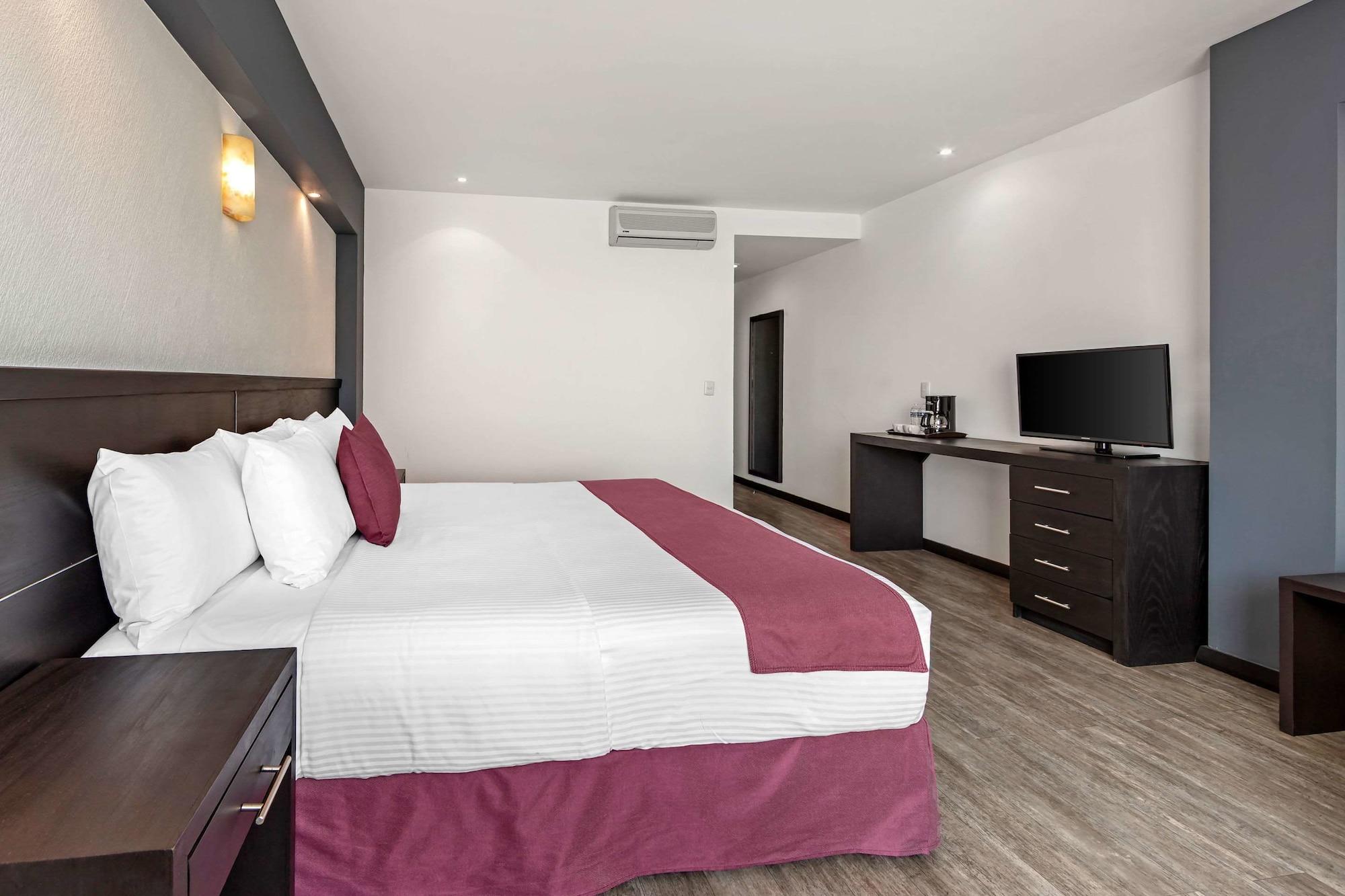 Comfort Inn Morelia Esterno foto